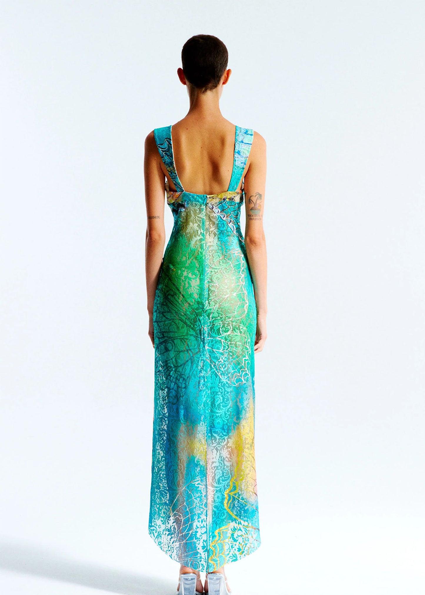 Azaria – Lace