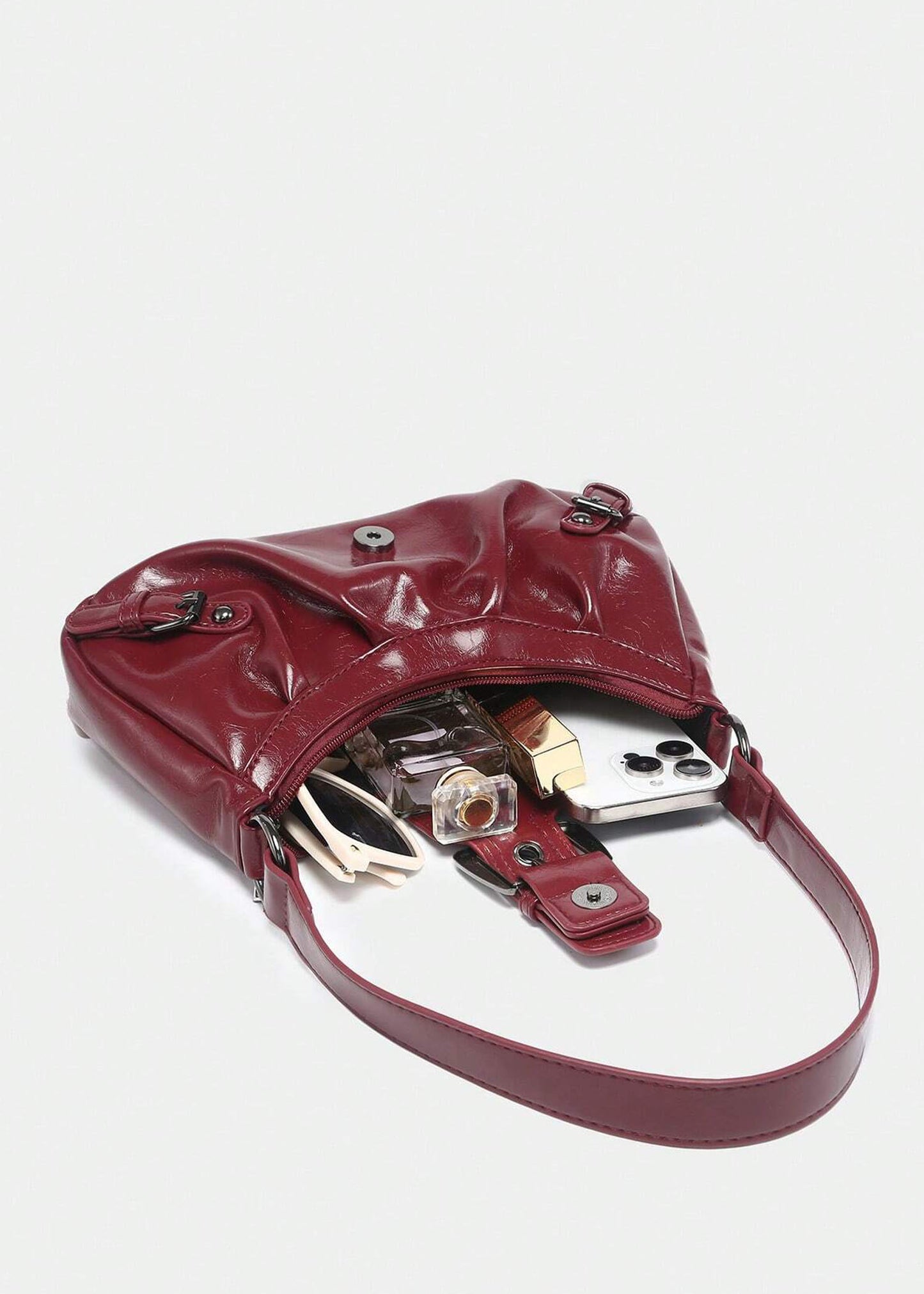Roux – Wine Red
