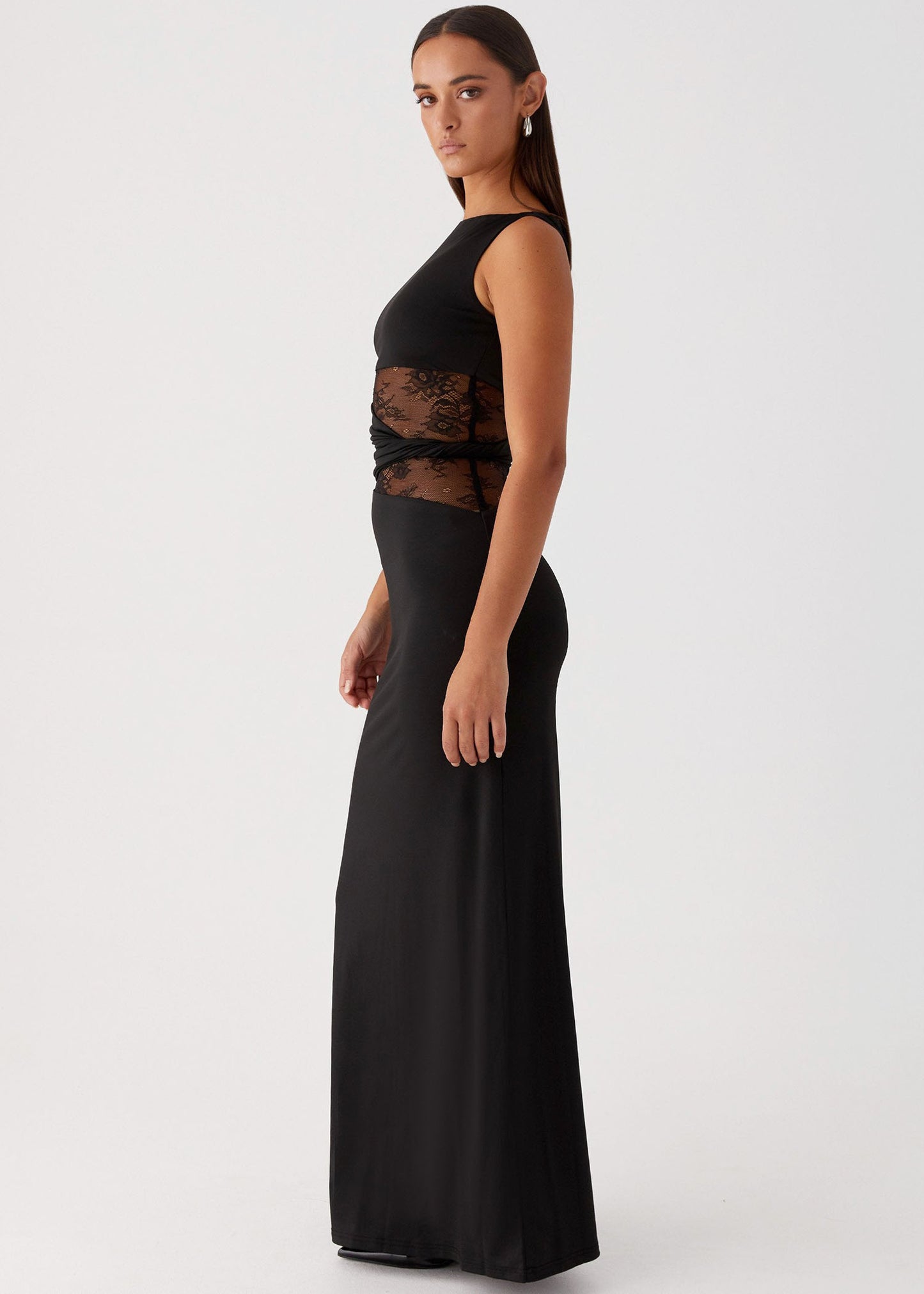 Ravelle – Lace Midnight Noir