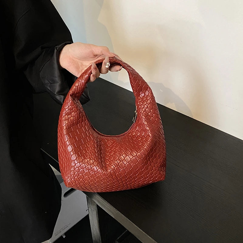 Mirea – Woven Hobo