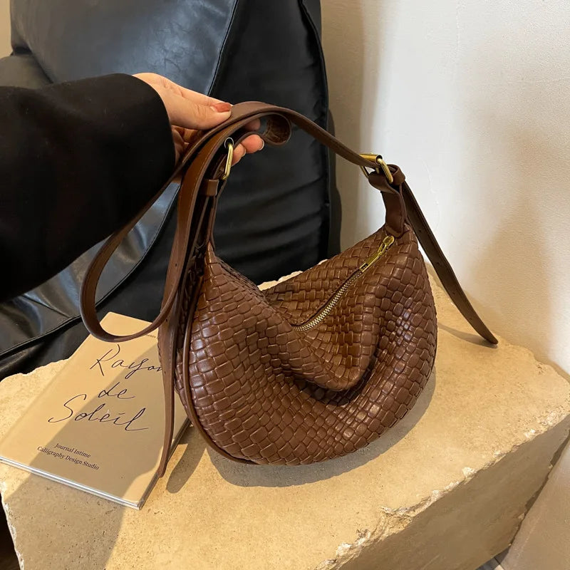 Maeva – Woven Crescent Bag