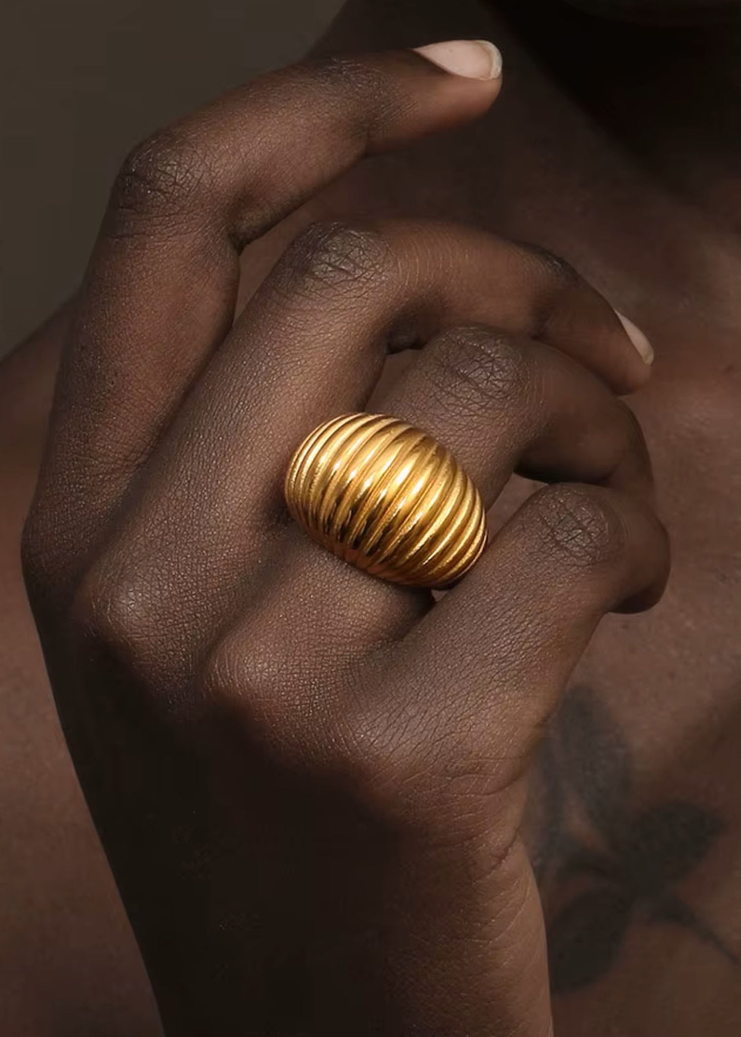 Auri – Dome Stripe Ring