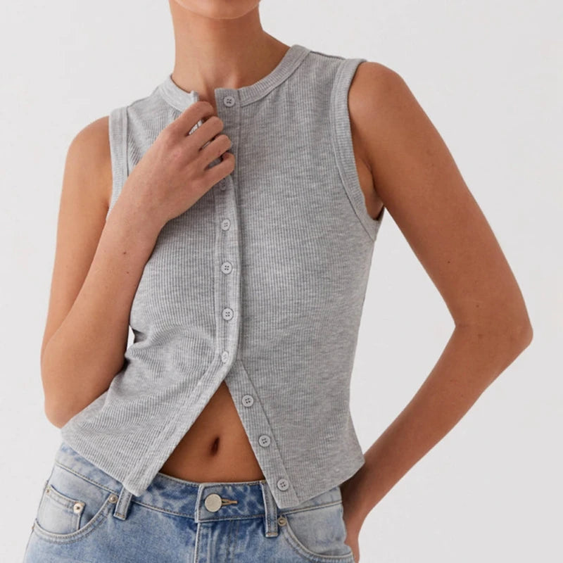 Nessa – Button Rib Crop