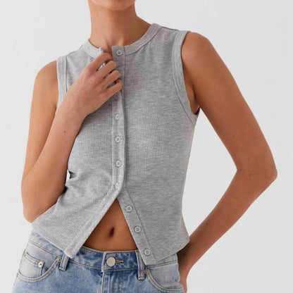 Nessa – Button Rib Crop