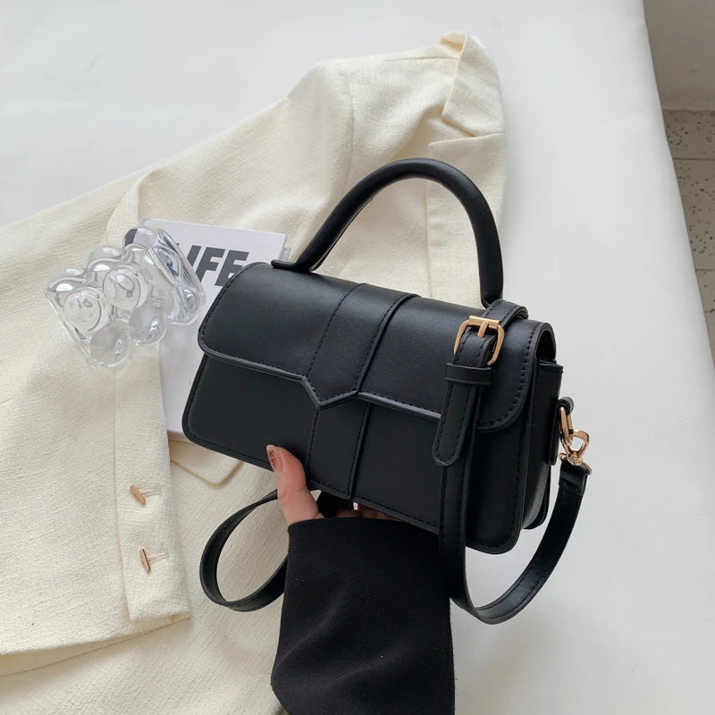 Nora – Square Mocha