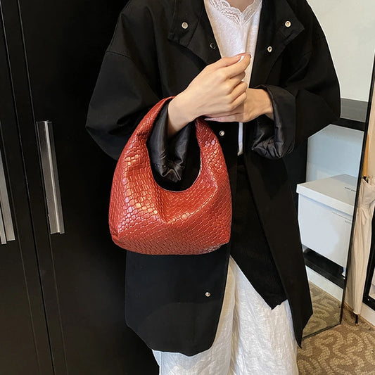 Mirea – Woven Hobo