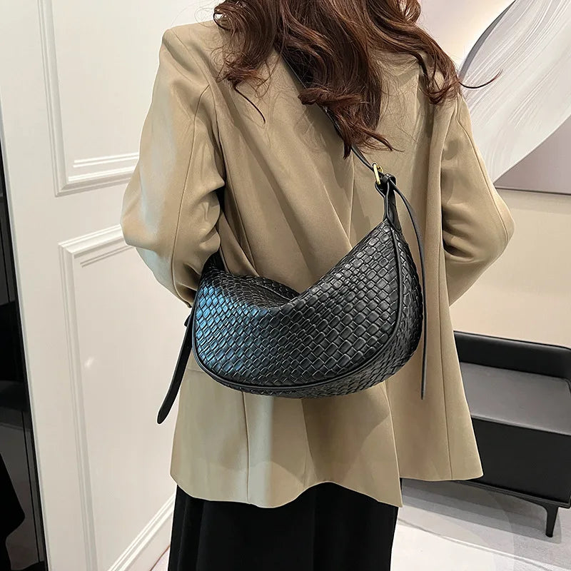 Maeva – Woven Crescent Bag
