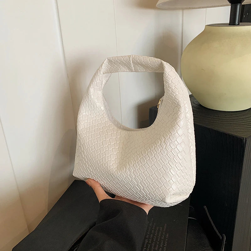 Mirea – Woven Hobo