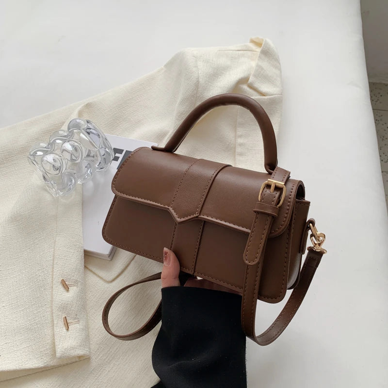 Nora – Square Mocha