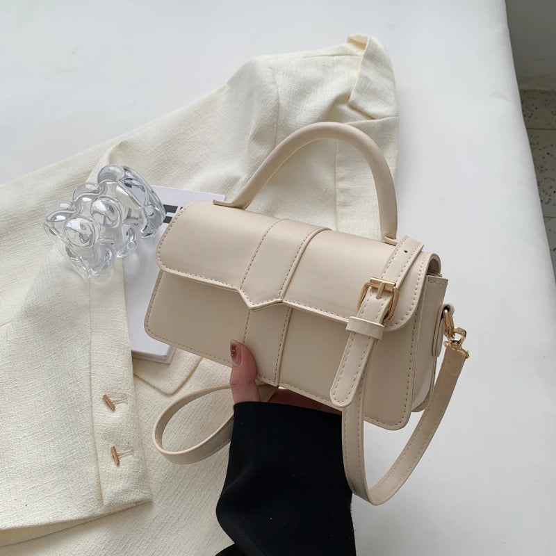 Nora – Square Mocha