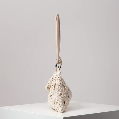 Calira – Knit Sand Tote