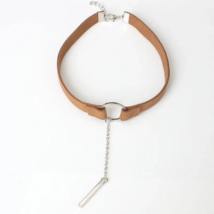 Naia – Velvet Bar Choker