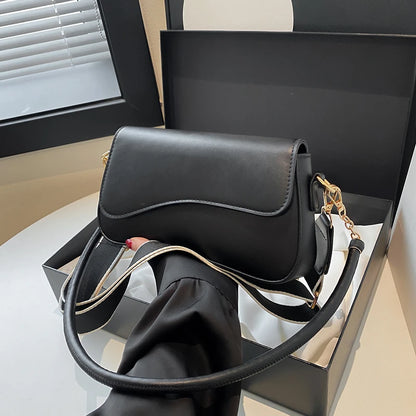 Celine – Chain Blush
